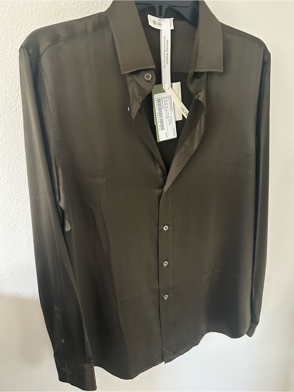 Women’s LILYSILK Tailored Button Down Silk Dark Olive Long-Sleeve Shirt - Picture 5 of 8